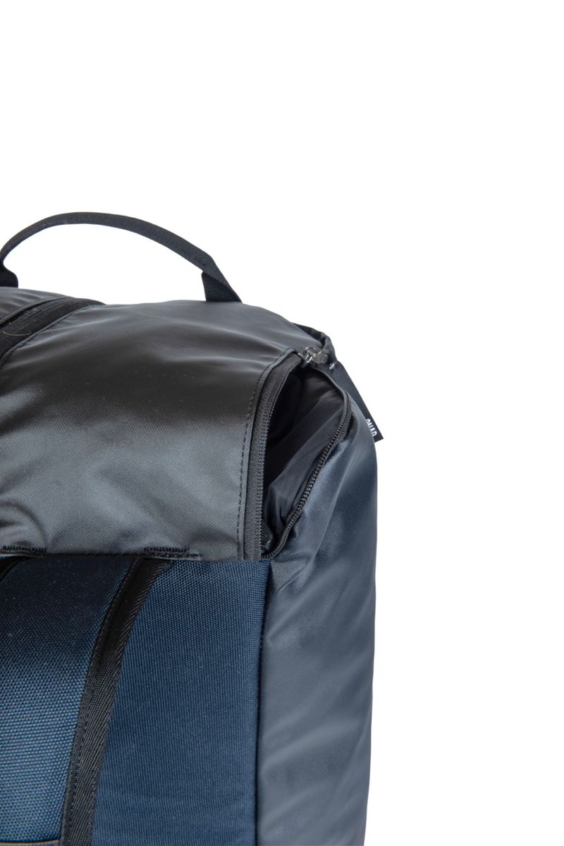 Snap Snapack 40L dark night & black