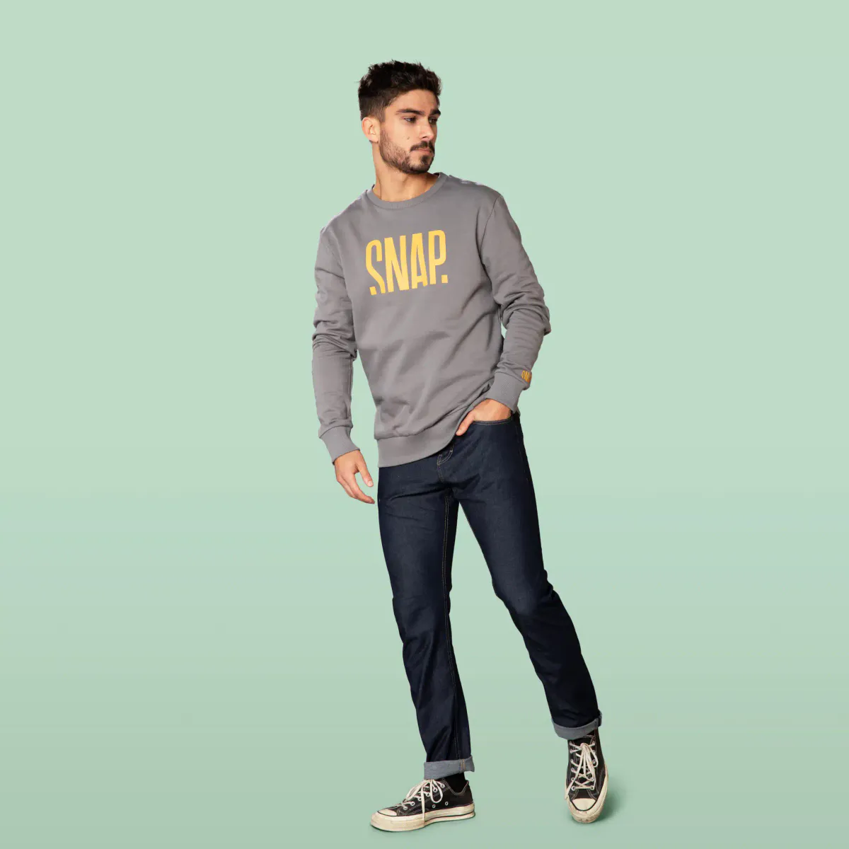 Snap Logo Sweater unisex